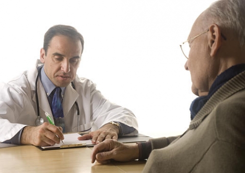 Solo un medico su tre invia i certificati online all'Inps