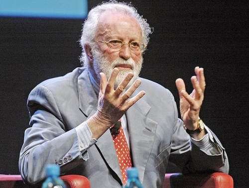 Eugenio Scalfari a Lecce presenta "Scuote l'anima mia eros"