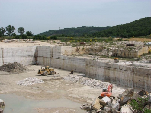 Incontro a Cursi sulle cave