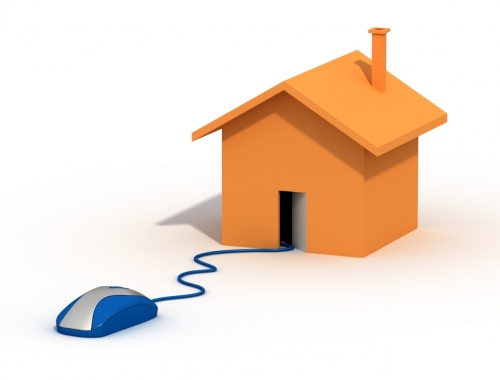 Quasi un milione di italiani cercano casa su Facebook