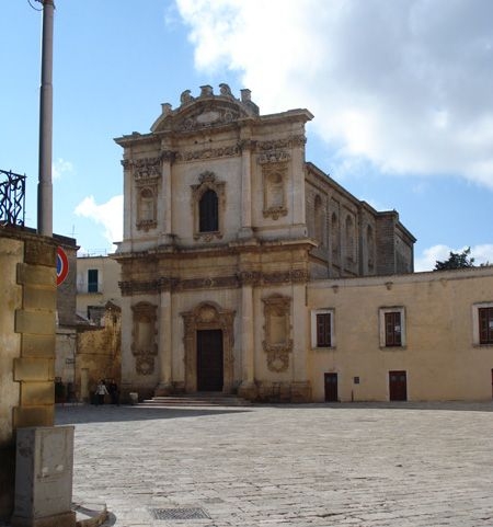 Mesagne, manifestazione pubblilca "Difendiamo Piazza...