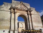 Porta Napoli restaurata con i soldi del Lotto