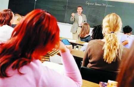 22 mln euro per scuole: progetto presentato da Vendola